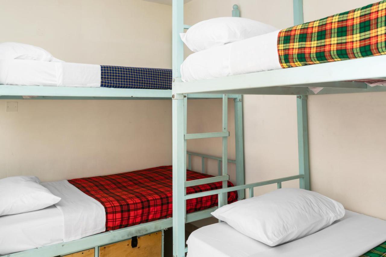 Bushpig Backpackers Hostel Kampala Exterior photo